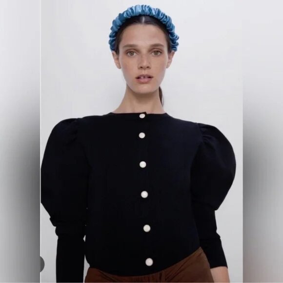 ZARA Puff Sleeve Crew Neck Cardigan Faux Pearl Button Long Sleeve Black - Picture 1 of 11